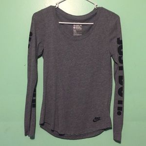 Gray Nike long sleeve athletic tee